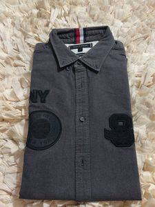 Tommy Hilfiger Men's Grey Button-Up Shirt