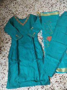 Green Embroidered Kurta