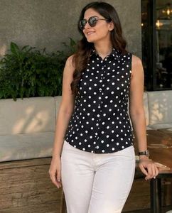 Chic Polka Dot Sleeveless Shirt