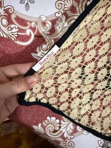 Hang N Hold Lace stole