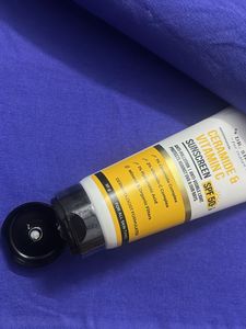 ceramide and vitamin c sunscreen + PERFUME