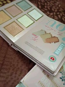 SHMECLAN Fashion Eyeshadow Palette