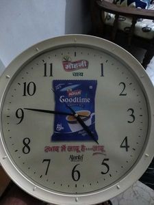 WALL CLOCK RED