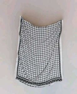 Women Stall White N Black Dotted Scarf