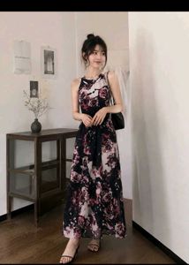 Sleeveless Floral Maxi Dress