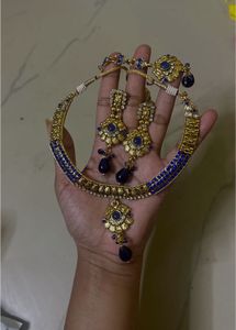 Unused copper Stunning Gold &amp; Blue Jewellery Set