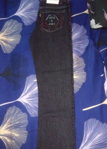 straight fit jean