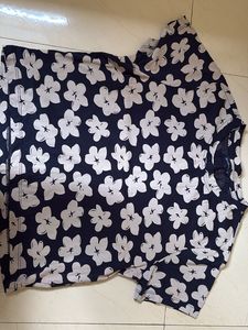 Mast & Harbour Women’s T-shirt