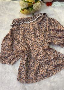 Floral Print Peter Pan Collar Top