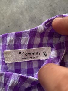 Cute Purple Gingham Puff Sleeve Top