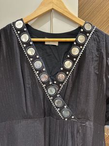 Black Kurta with bead lace detail From Bunaai