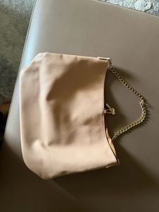 Chic Beige Chain Shoulder Bag