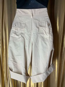 Chic Beige Wide-Leg Cropped Pants