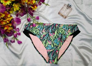 🇳🇿💫🎀Vibrant Tropical Print Bikini Bottoms