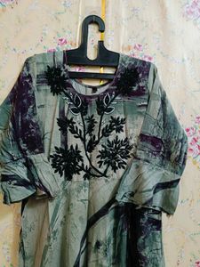 🇳🇿💫🎀Elegant Green &amp; black floor touch kurti