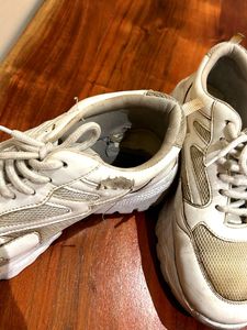 Roadster White Casual Sneakers 38 size