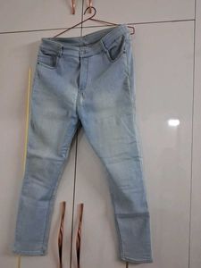 Light Wash Skinny Jeans