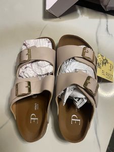 PRICE DROP Women Flipflop With Tag