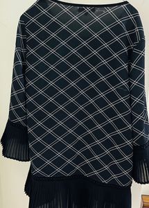 Elegant Black &amp; White Plaid Top