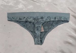 Cute Leaf Print Thong Panty
