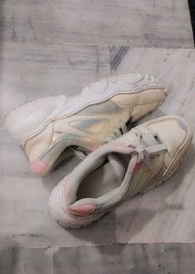 Stylish White Fashion Sneakers
