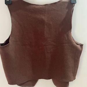 H&amp;M Chic Brown Buttoned Vest