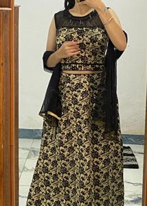 Elegant Floral Print Lehenga Set