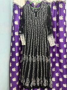 Og Pakistani Black Kurta with White Embroidery