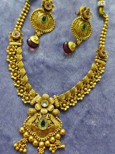 Gold-toned Necklace &amp; Earring Set