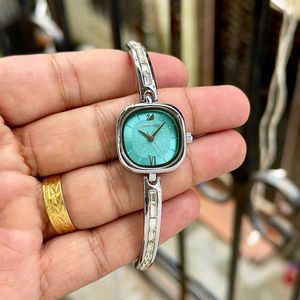 Elegant Swarovski Watch - Rose Gold