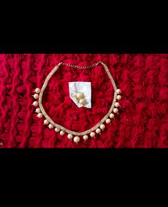 "Elegant Pearl Necklace & Earrings Set"