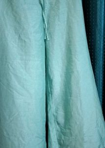 Elegant Ethnic Kurta with Delicate Embellishments