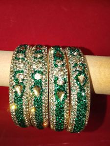 Stunning Green &amp; Crystal Bangles Set