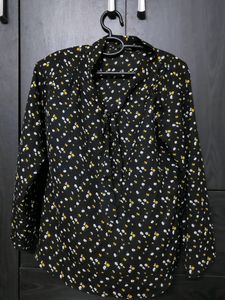 Black Floral Vanhuesen Formal Top