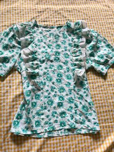 Floral Print Ruffle Top