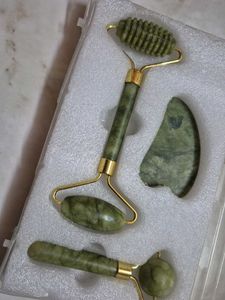beauty tool set | Gua Sha + jade rollers