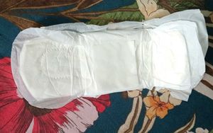 50 Pieces Sanitary Pads