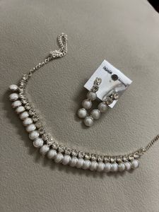 Elegant Pearl & Crystal Necklace Set