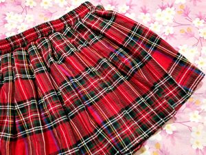 Checkered Women Pleated Red Short Skirt
