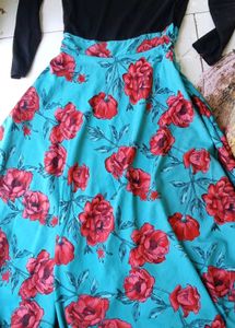 Chic Floral Print Dresses (Set of 2)