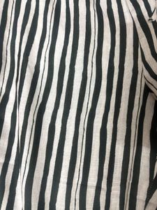 Chic Striped Wide-Leg Pants