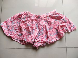 Super Flared Shorts Looks Like A Skirt