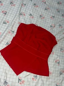 Savana Red Strapless Peplum Top