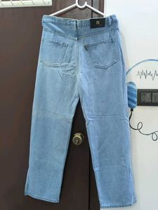 Light Wash Split Hem Jeans