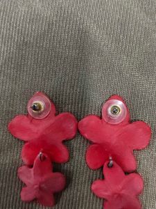 Chic Red Flower Earrings