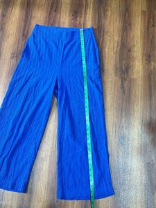 High waist Vero moda xs size blue pant side zip