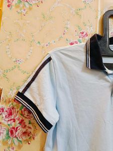 🇳🇿💫🎀Light Blue Polo Shirt with Black Accents