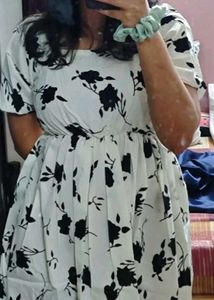 Chic White Floral Dress