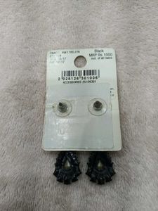 Elegant Black Drop Earrings