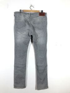 Grey Ligthly Faded Jeans(Men’s)